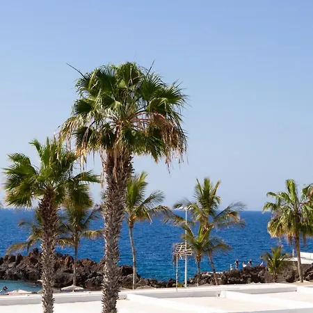 Puerto Del Carmen Sleeps 6 With Air Con And Wifi * Пуерто-дель-Кармен