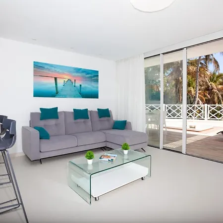 Puerto Del Carmen Sleeps 6 With Air Con And Wifi Пуерто-дель-Кармен