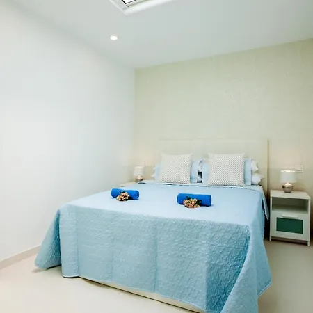 Puerto Del Carmen Sleeps 6 With Air Con And Wifi * Пуерто-дель-Кармен